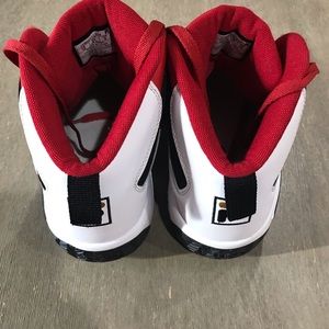 mumbiker nikhil fila shoes